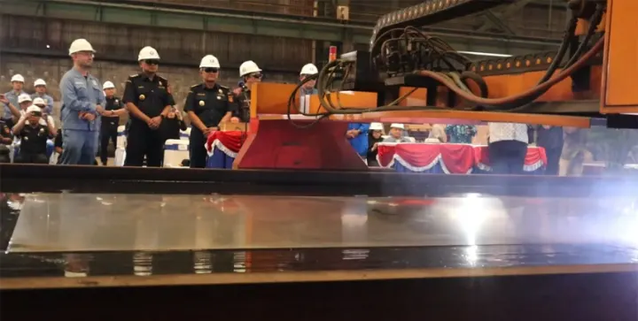 First Cutting Kapal Patroli FPB 38 Bea Dan Cukai