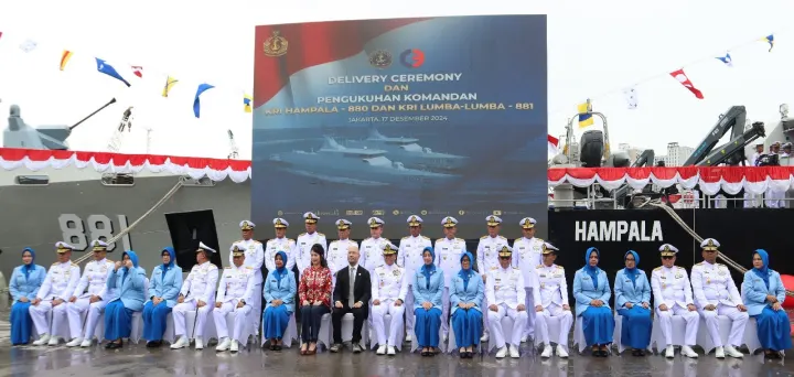 KASAL Resmikan Pengiriman KRI Hampala dan Lumba-Lumba